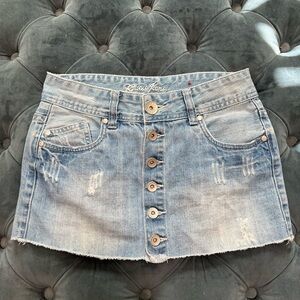 Guess Vintage Mini Skirt Denim Women’s Juniors Size 25